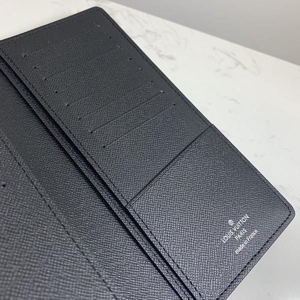 ルイヴィトン 財布 偽物 モノグラムエクリプス 二つ折り長財布 LV20217