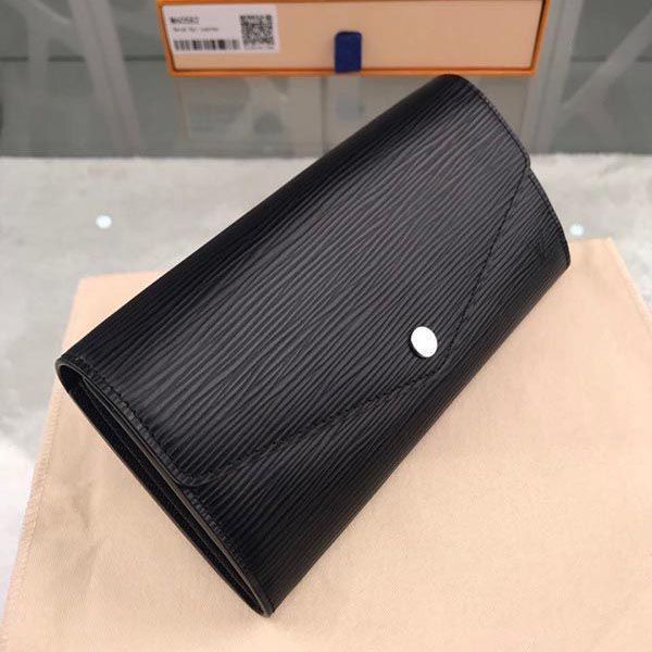 ルイヴィトン 財布 コピー ポルトフォイユ サラ ノワール M60582