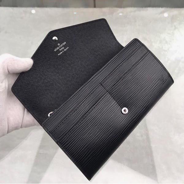 ルイヴィトン 財布 コピー ポルトフォイユ サラ ノワール M60582