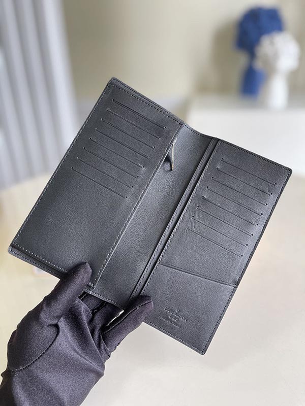 大人気 ルイヴィトン 財布 コピー ポルトフォイユ ブラザ トリヨン M58192