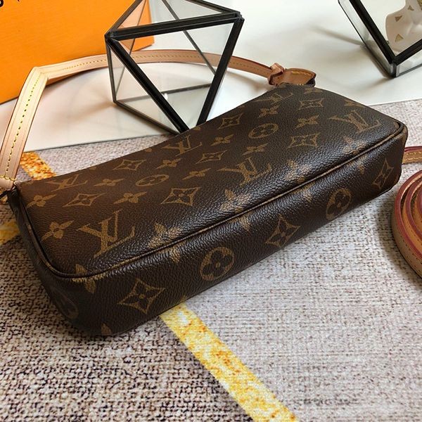 【奇跡の再入荷!即発送】ルイヴィトン ショルダーバッグ 偽物 モノグラム ポシェット アクセソワール バッグ M40712