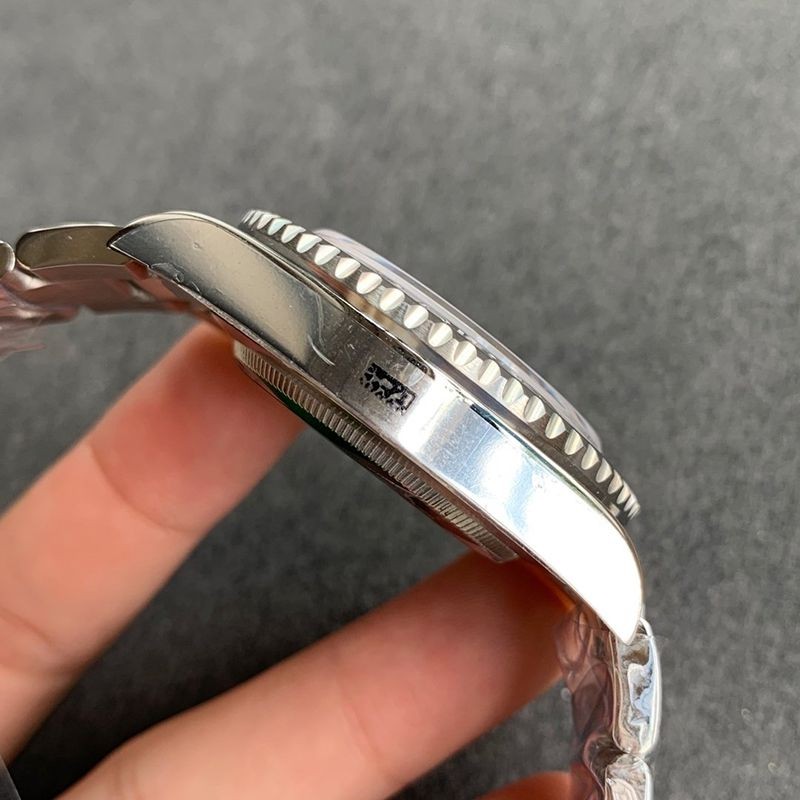 ロレックス GMTマスター2 スーパーコピー 自動巻き メンズ ブラック 直径40mm 116710BLNR