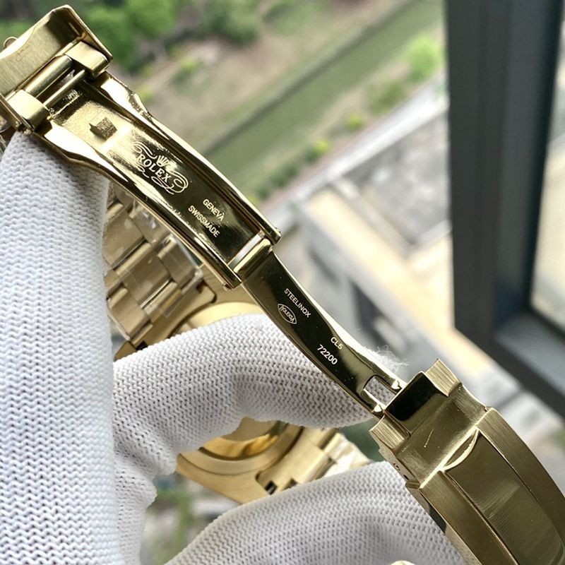 セール ♪ロレックス GMTマスター2 偽物★自動巻き 18Kイエローゴールド メンズ グリーン 116718LN2
