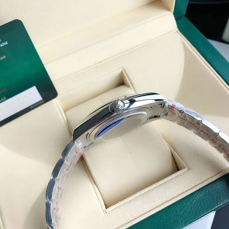 ロレックス 腕時計 偽物 オイスターパーペチュアル 39mm ホワイト メンズ rov18265