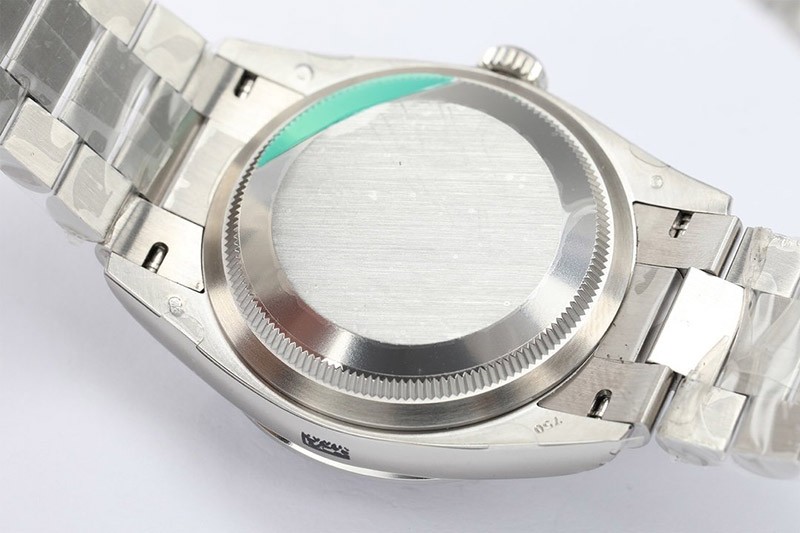 ロレックス 腕時計 スーパーコピー デイデイト シルバー 36mm roc20921