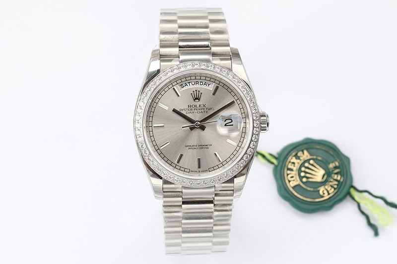 ロレックス 時計 コピー デイデイト シルバー 36mm roc74154