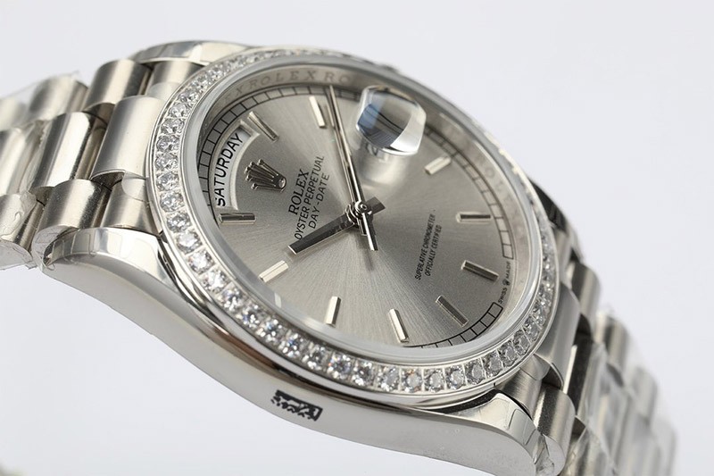 ロレックス 時計 コピー デイデイト シルバー 36mm roc74154