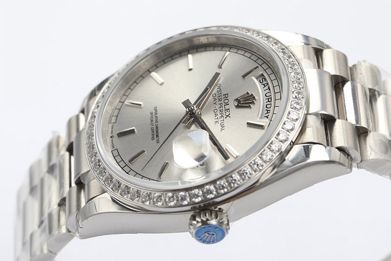 ロレックス 時計 コピー デイデイト シルバー 36mm roc74154