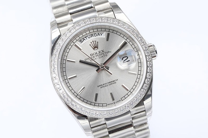 ロレックス 時計 コピー デイデイト シルバー 36mm roc74154
