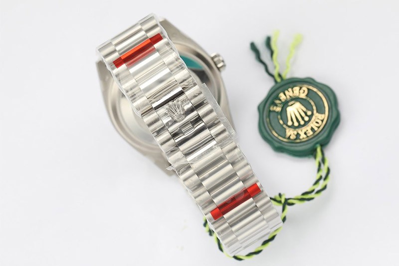 ロレックス 時計 コピー デイデイト シルバー 36mm roc74154
