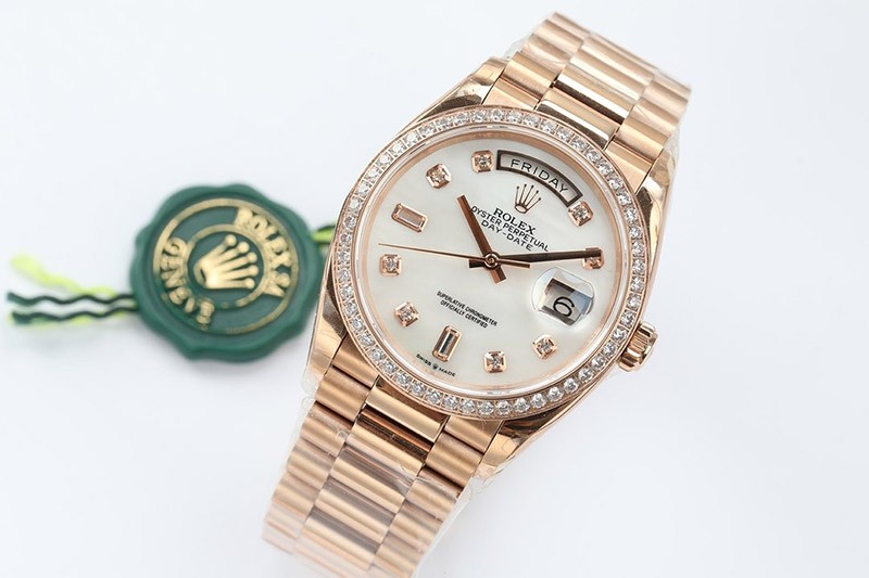 ロレックス 時計 偽物 デイデイト ホワイト 36mm rou61653