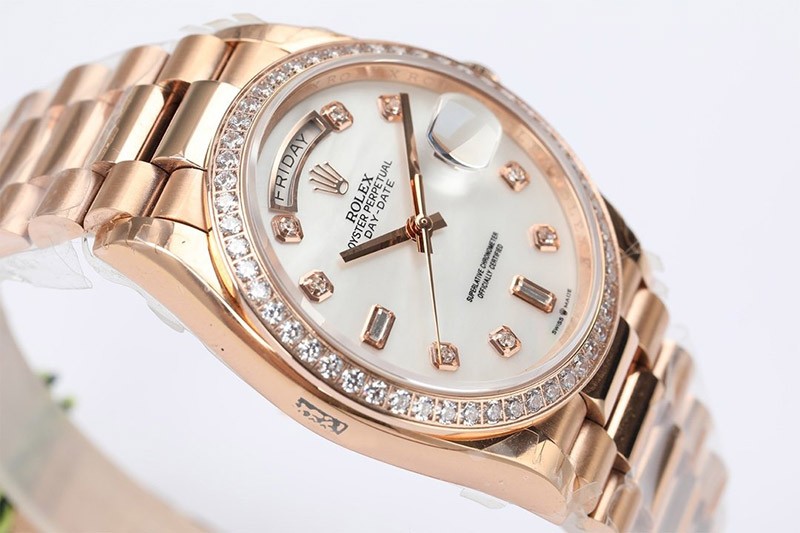 ロレックス 時計 偽物 デイデイト ホワイト 36mm rou61653