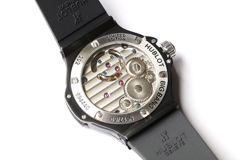 大人気!ウブロ 腕時計 スーパーコピー クラシックフュージョン 45mm huh79178