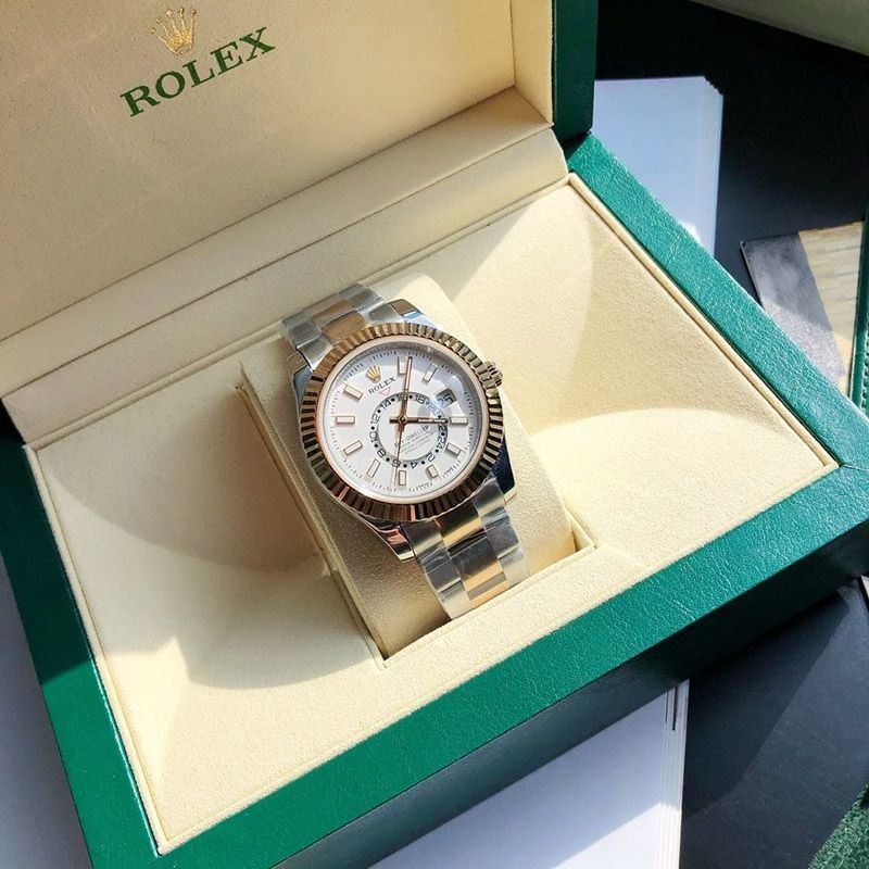ロレックス 偽物 スカイドゥエラー 42MM 自動巻き roz56946