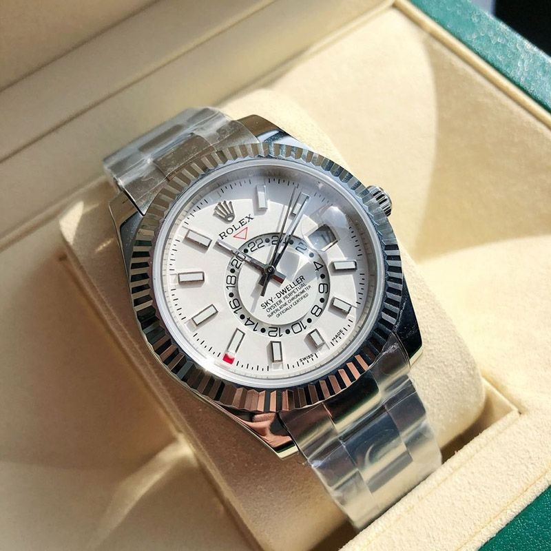 ロレックス スカイドゥエラー 42MM  自動巻き スーパーコピー roj93016