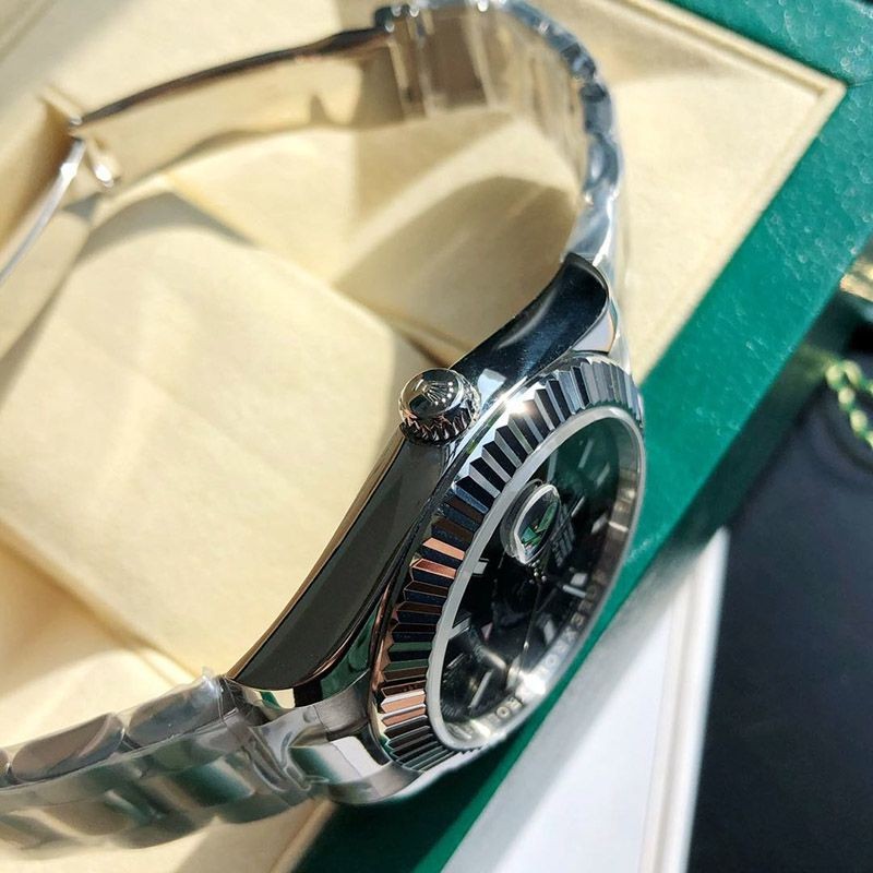 ロレックス スカイドゥエラー 42MM 自動巻き コピー roy31044