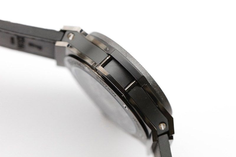 ウブロ コピー スピリット オブ ビッグバン チタニウム ブルー hul37855