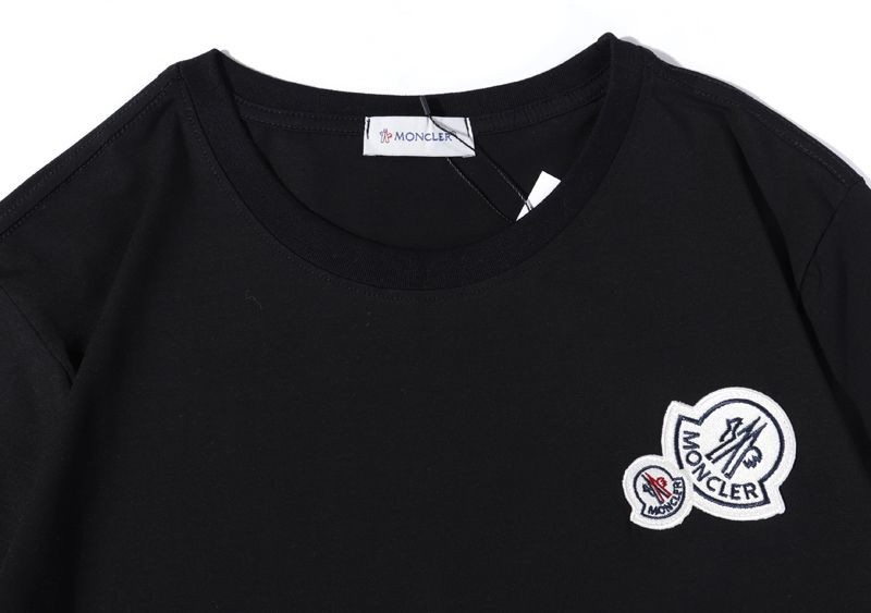 モンクレール ダブルロゴ入りTシャツ 偽物 2色