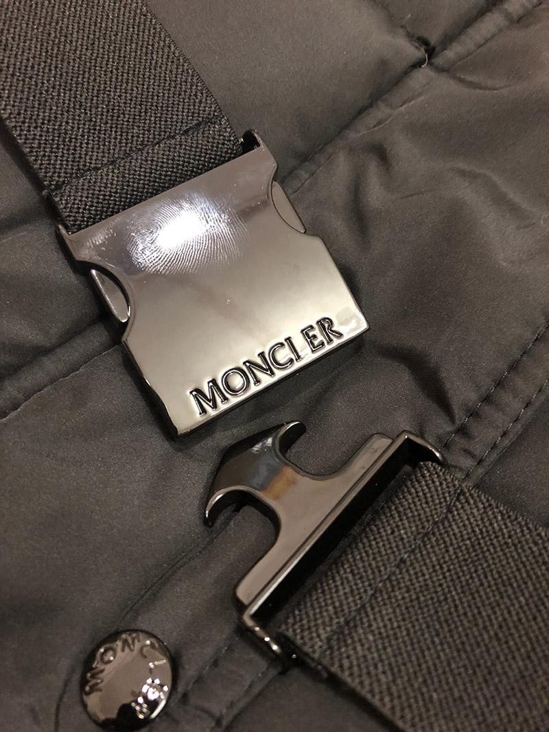 超希少!モンクレール 偽物 ファー付き フード付 ダウンジャケット mod71584