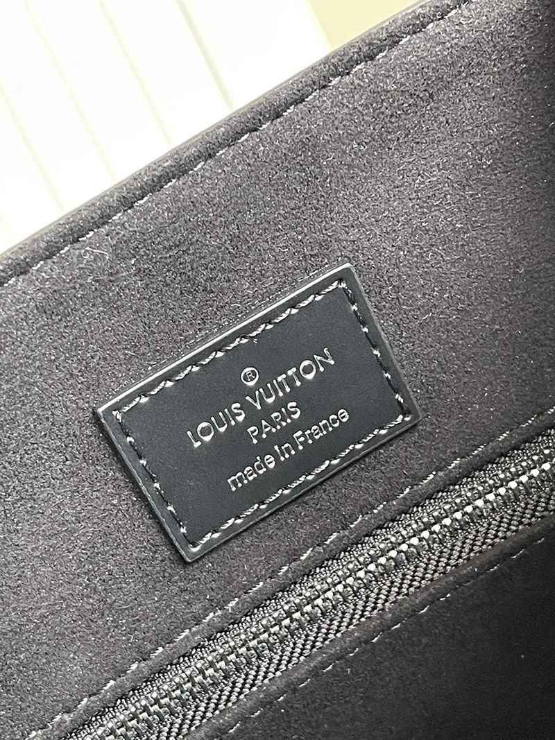 ★日本!!人気!ルイヴィトン サックプラスーパーコピー BB ハンド バッグ M58660