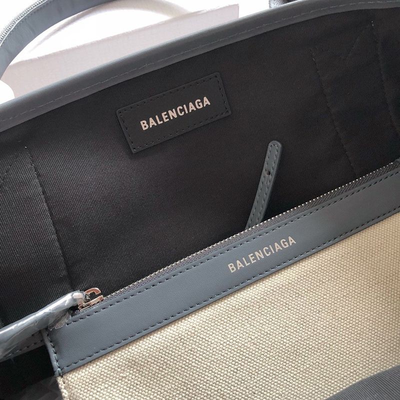 バレンシアガ ネイビーカバス 偽物 XS トート ベージュ×グレー bav60389