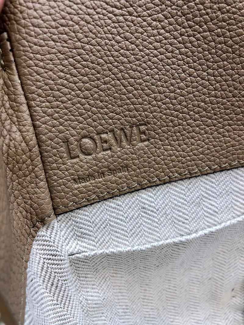 ロエベ ハンモック 偽物 ドローストリング ショルダーバッグ 0010473163