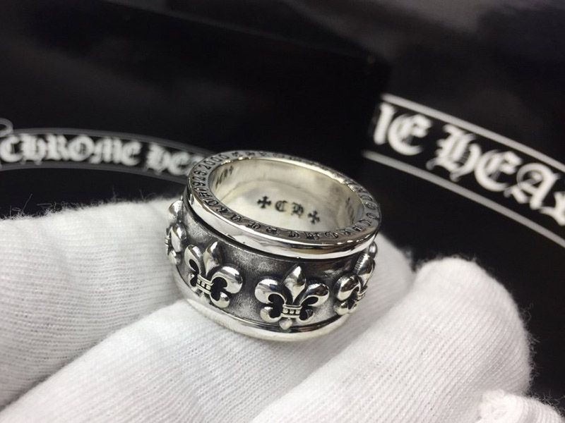 高品質♪♪♪クロムハーツ BSフレア偽物 指輪 CHクロス Kuu89780