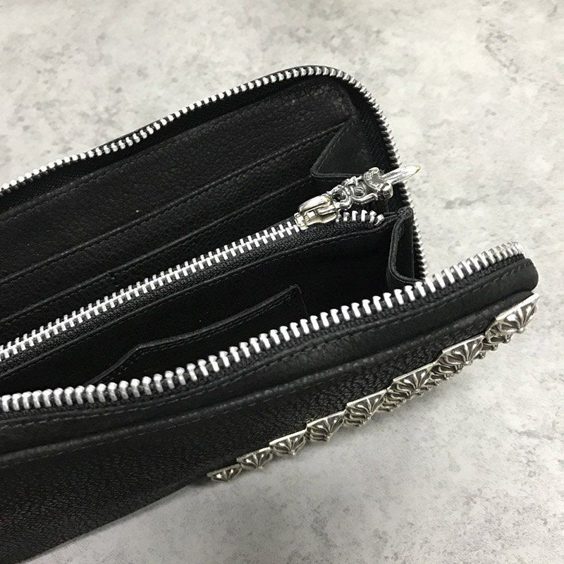 クロムハーツ REC F ZIP コピー ピラミッドスタッズ 長財布 デストロイレザー
