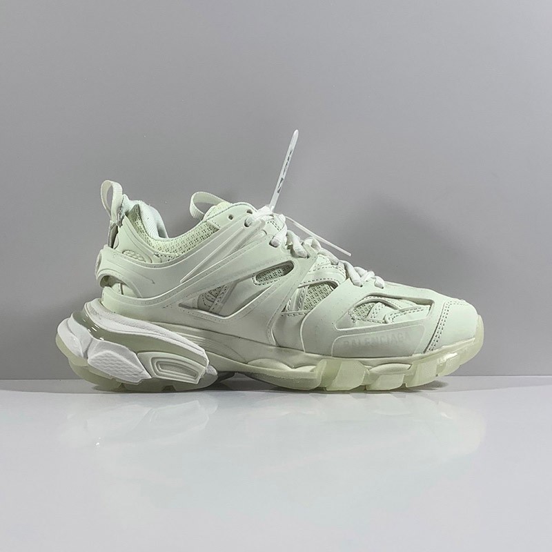 バレンシアガ スニーカー 偽物 TRACK SNEAKER リサイクルソール 542436W3FE39000