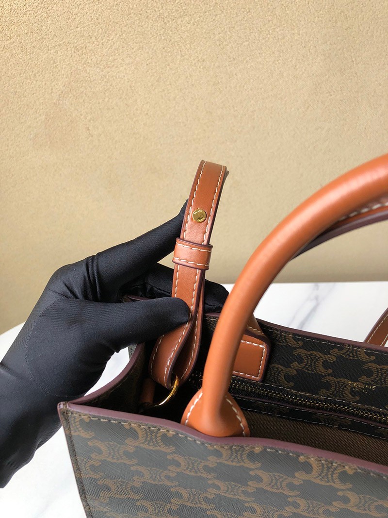 【即発】★セリーヌ トートバッグ 偽物★トリオンフ キャンバス TAN 191542BZK04LU