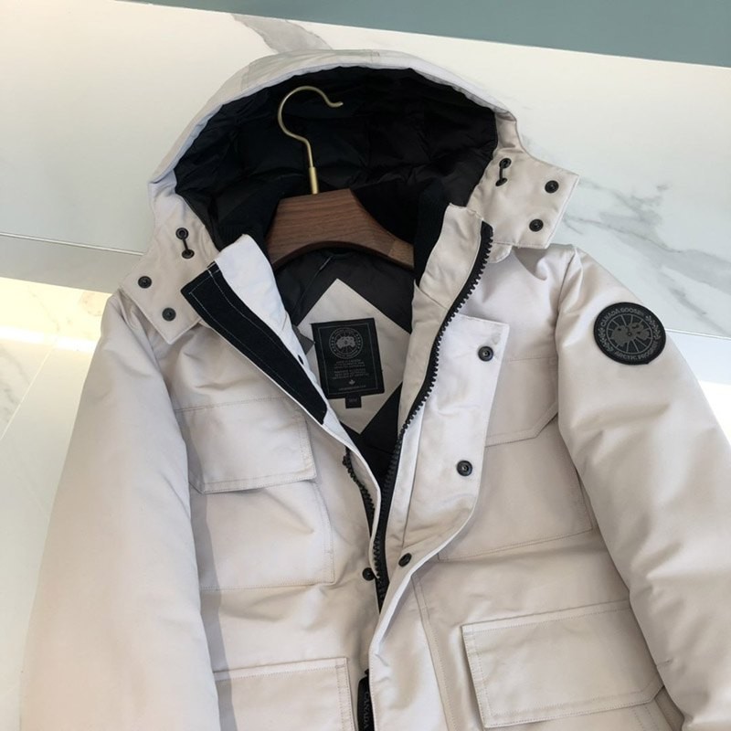 ★日本!!人気!カナダグース●ブラックレーベル コピー LYNDALE PARKA リンデール Cah46571