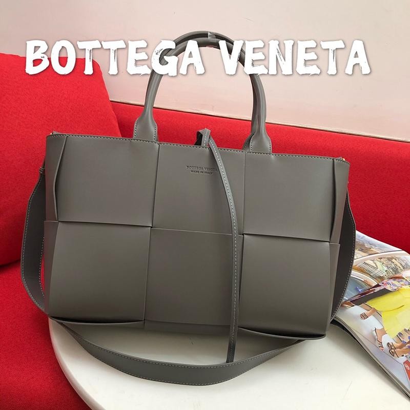 セール ♪ボッテガヴェネタ ザアルコ トート 偽物 スレートグレイ boh01527