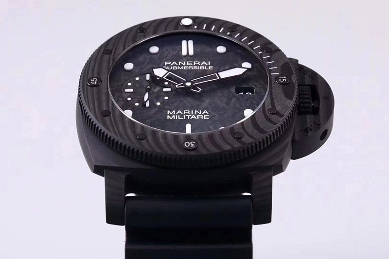 SIHH 2019 パネライ サブマーシブル ルナ・ロッサコピー 47MM PAM01039