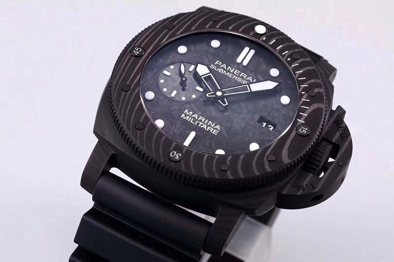 SIHH 2019 パネライ サブマーシブル ルナ・ロッサコピー 47MM PAM01039