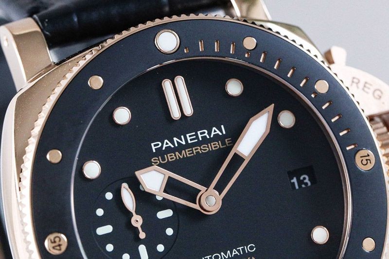 パネライ サブマーシブル・オロカーボコピー 44MM PAM00974