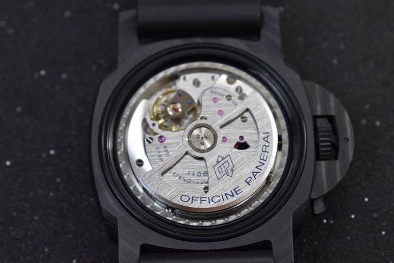 パネライ サブマーシブル ルナ・ロッサコピーN級品 PAM01038