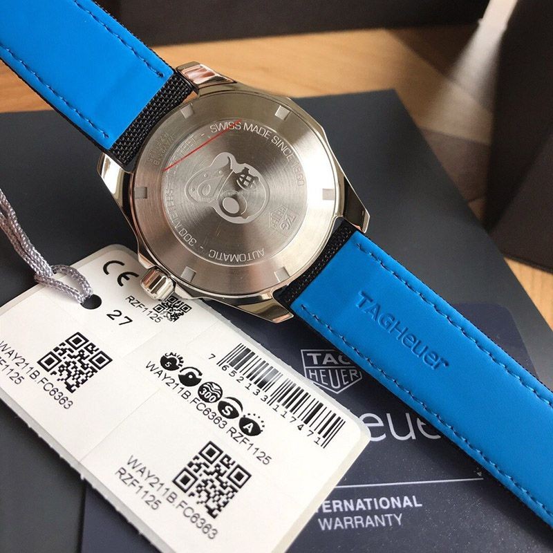 セール ♪タグホイヤー アクアレーサー 偽物キャリバー5 ブラック/ステンレス/ナイロン41mm TAg53788