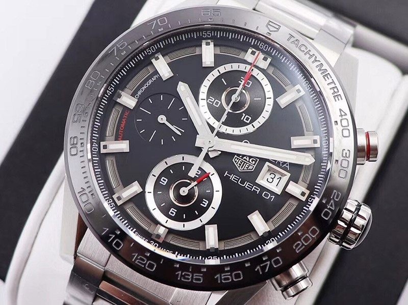 タグホイヤー カレラ コピー スケルトン 文字盤 ステンレス メンズ 腕時計 43 mm TAi22171