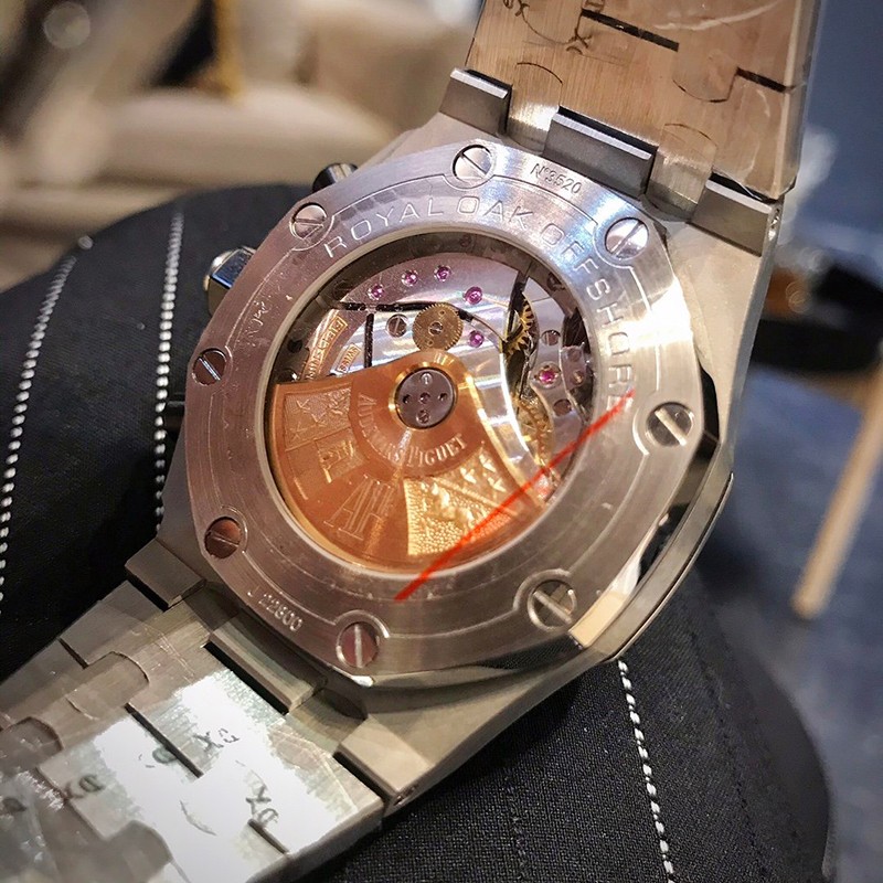 オーデマピゲ 偽物 ロイヤルオーク オフショアクロノ 42mm ブティック限定 26237STOO1000ST01