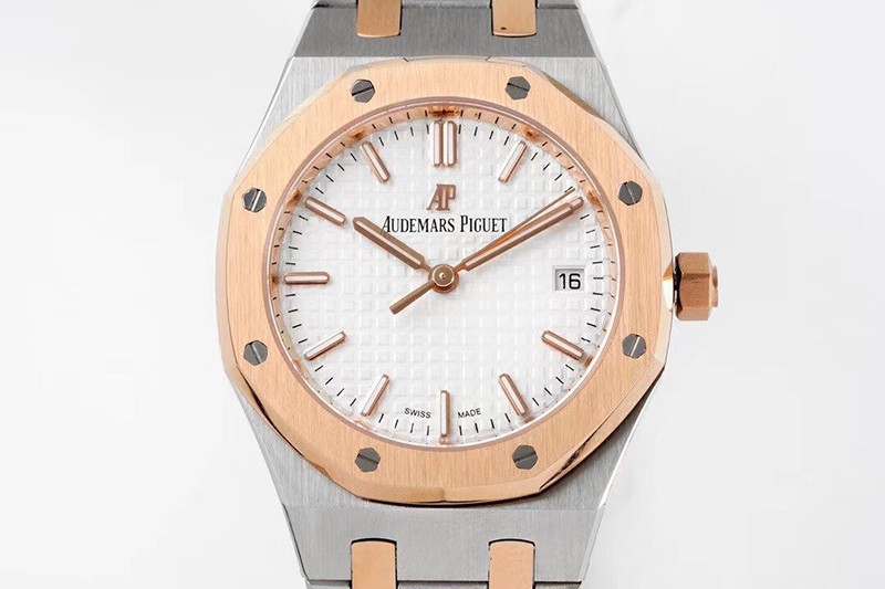 オーデマピゲ 偽物 ロイヤルオーク 37mm 15450SROO1256SR01
