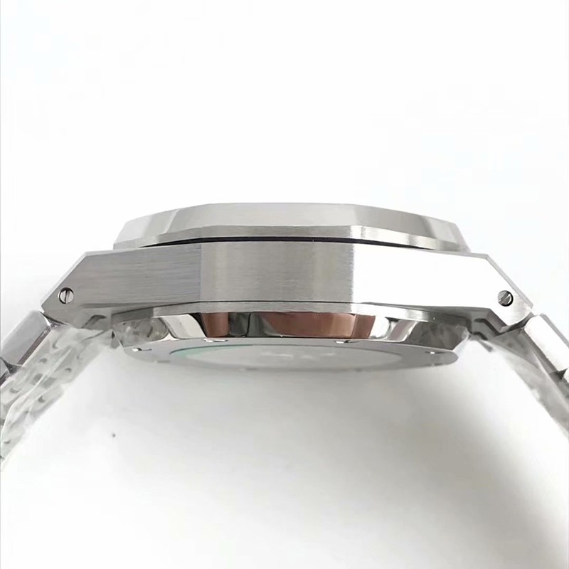 オーデマピゲ ロイヤルオーク スーパーコピー クロノ41mm 26331STOO1220ST03
