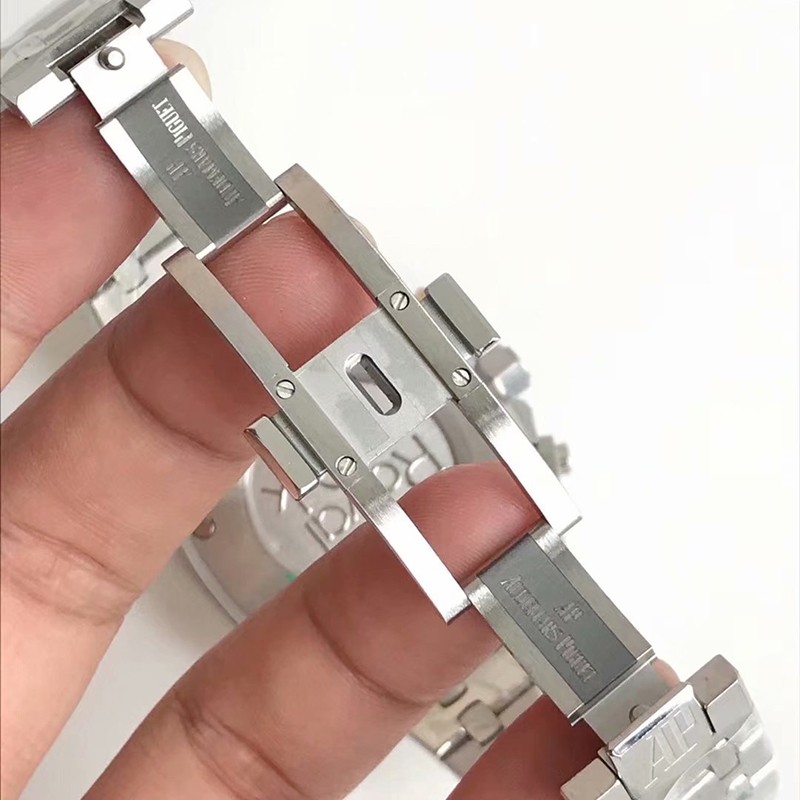 オーデマピゲ ロイヤルオーク コピー クロノ41mm 26331STOO1220ST02