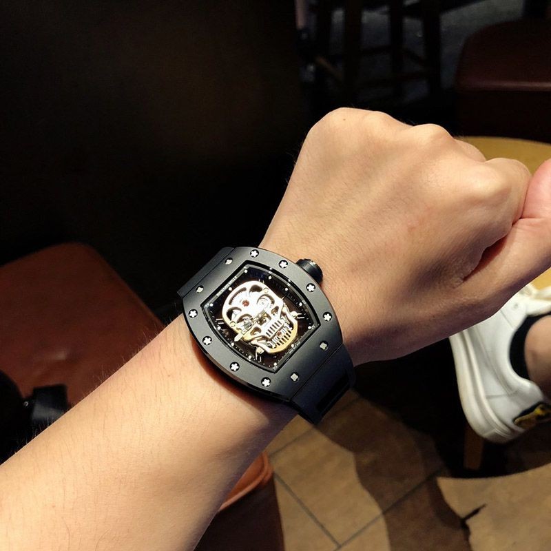 リシャール・ミル トゥールビヨン スカル ナノセラミック RM5201