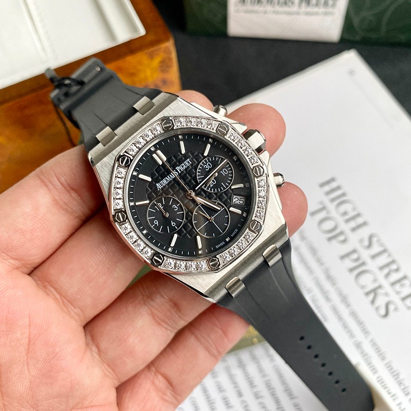 オーデマピゲ スーパーコピー ロイヤルオーク ダイヤモンド クロノ 37mm 26231ST.ZZ.D002CA.01