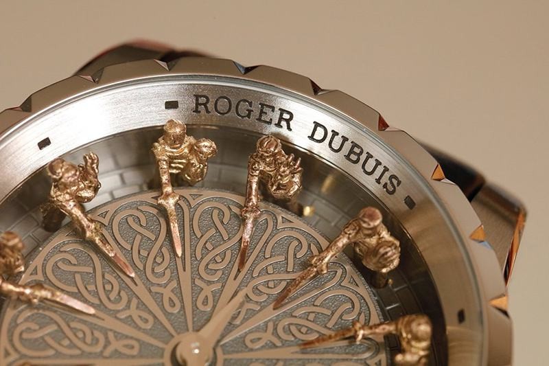 超話題!ロジェデュブイ ナイツ オブ ザ ラウンドテーブル ダマスカスチタン コピー シルバー 45MM roj24159