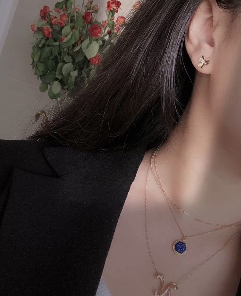 ヴァンクリーフ アーペル ラージフリヴォル ダイヤイヤリング/ピアス