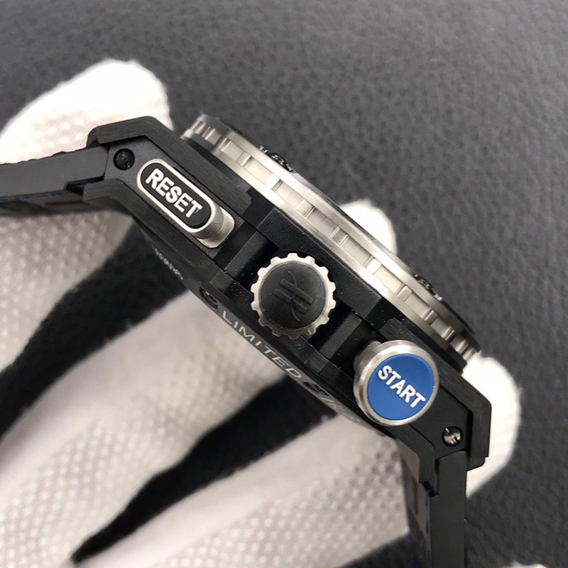 ウブロ キングパワー F1 偽物 インテルラゴス703QM1129HRFIL11