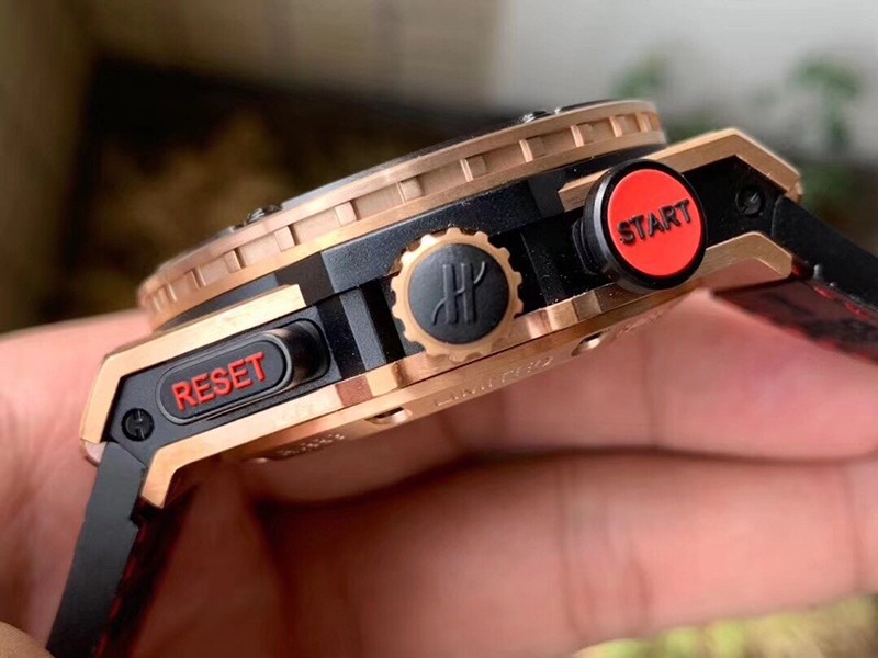 ウブロ コピー キングパワー F1 インディア 世界200本限定 703OM1138NRFM11