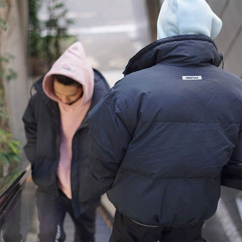 ★日本!!人気!フィアオブゴッド ESSENTIALS コピー レーザ ダウンジャケット fit77959