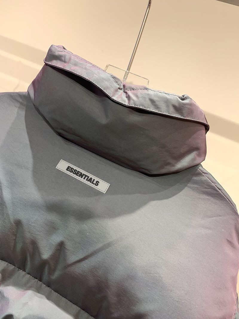 ★日本!!人気!フィアオブゴッド ESSENTIALS コピー レーザ ダウンジャケット fit77959